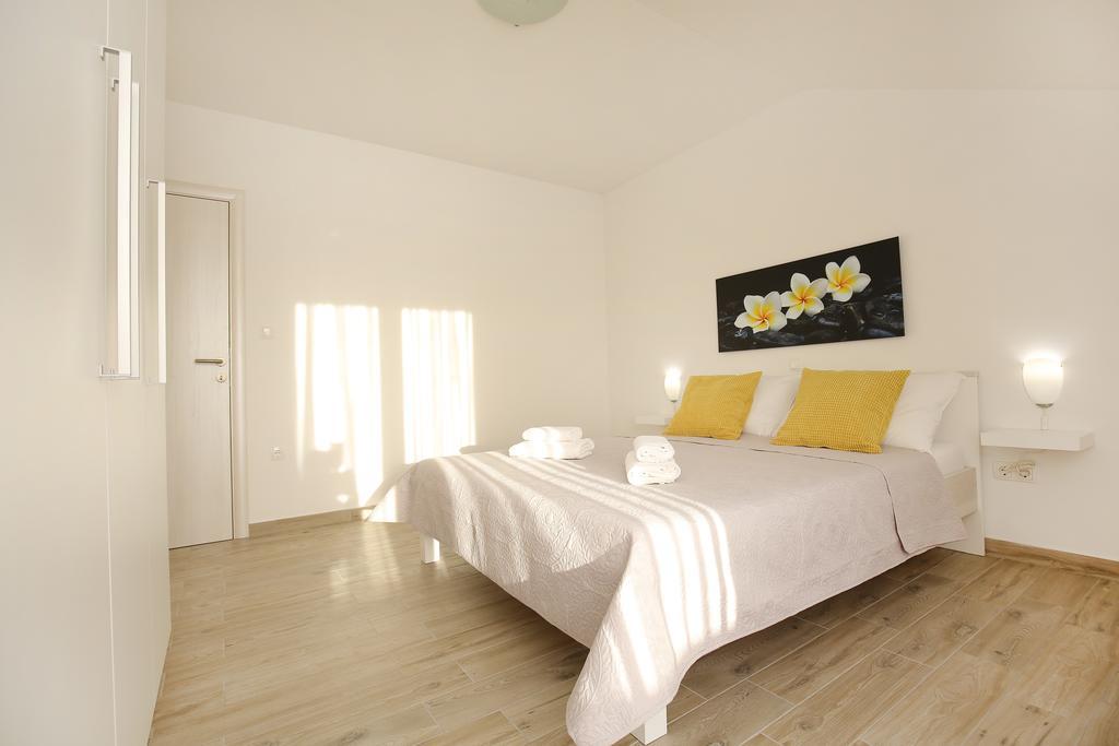 Apartments Nada Sukošan Εξωτερικό φωτογραφία