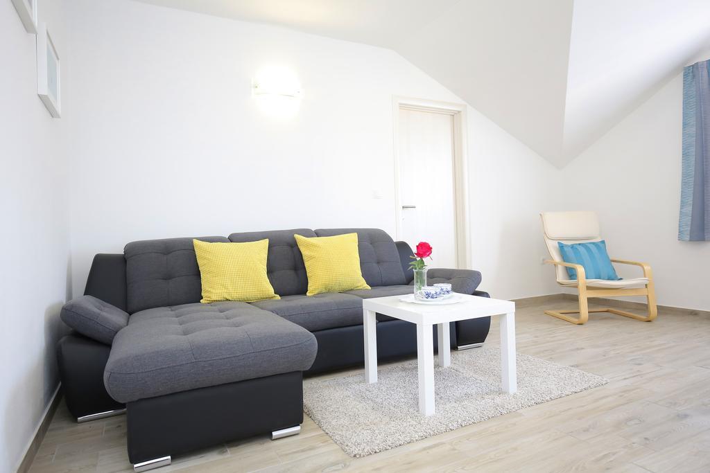 Apartments Nada Sukošan Εξωτερικό φωτογραφία